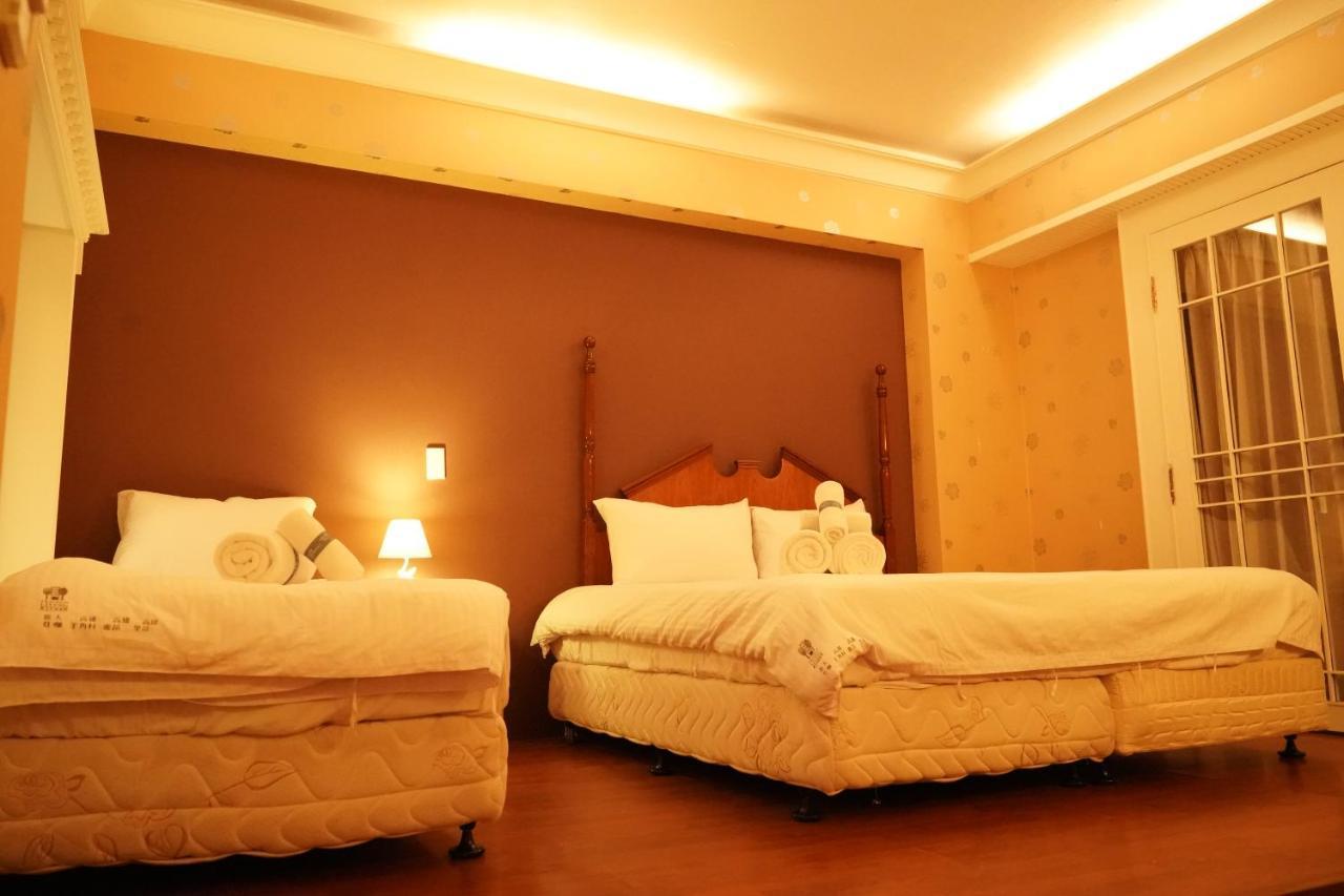 Kaohsiung Time'S Hotel Exterior photo