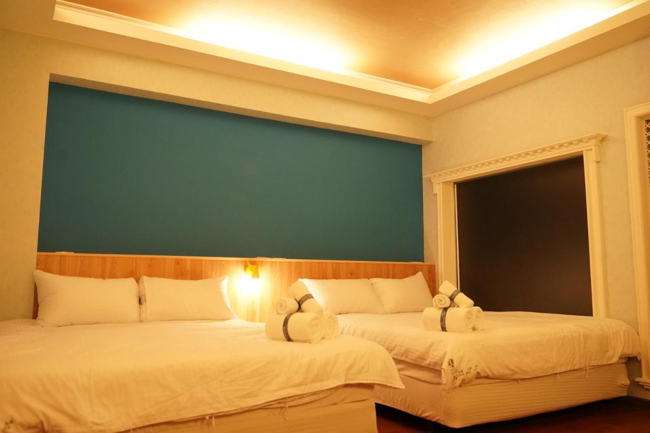 Kaohsiung Time'S Hotel Exterior photo